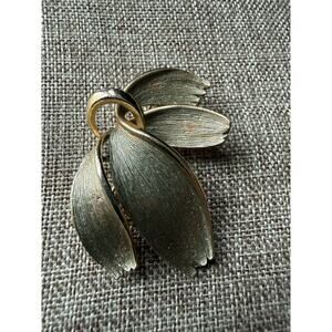 Lisner Vintage Brushed Flower Brooch Gold Tone Pin Abstract Art To Wear Artsy